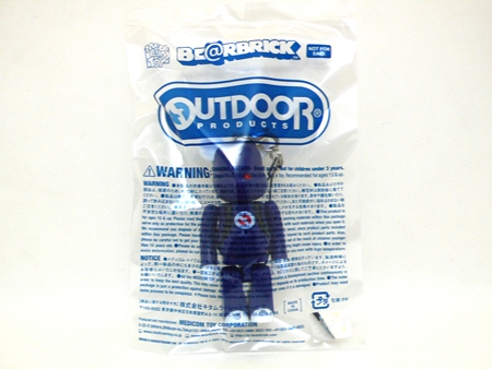 OUTDOOR PRODUCTS 100% ベアブリック（BE@RBIRCK）